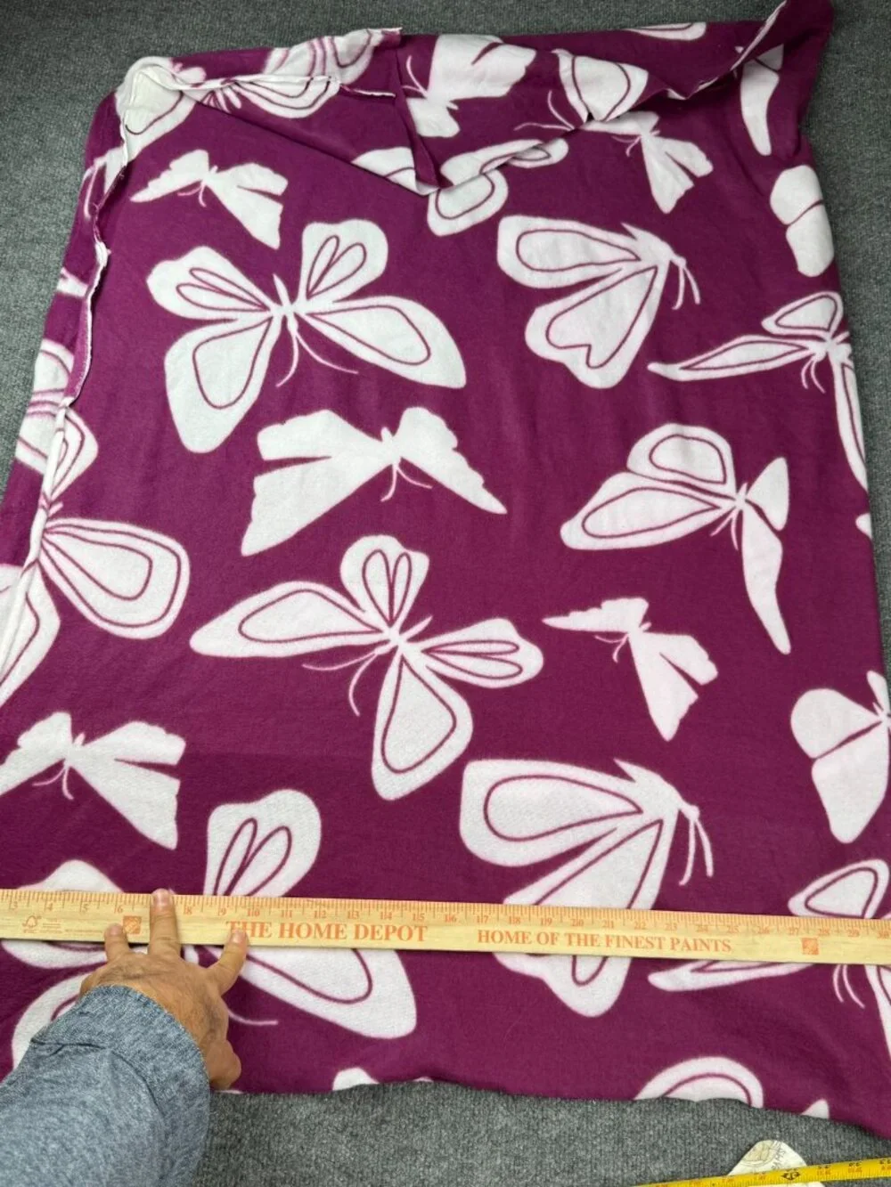 Purple Butterfly Fleece Throw Blanket Plush Soft Polyester Floral 62x48 INCHES